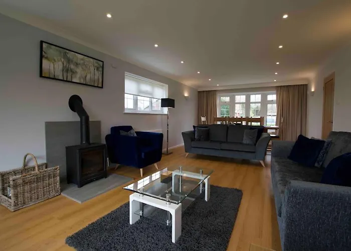 Spacious 5 Bed In The Countryside, Close To Frinton-On-Sea