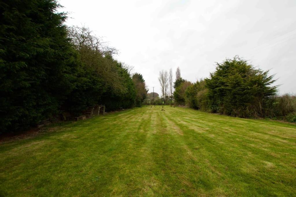 Holiday home Spacious 5 Bed In The Countryside, Close To Frinton-on-sea Kirby Cross