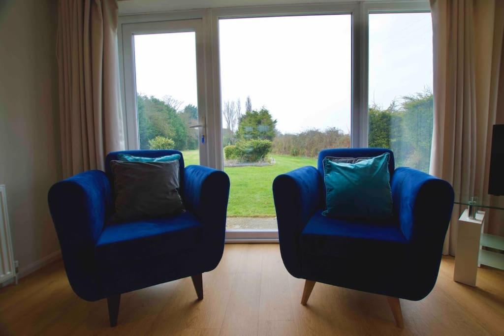 Spacious 5 Bed In The Countryside, Close To Frinton-on-sea * Kirby Cross