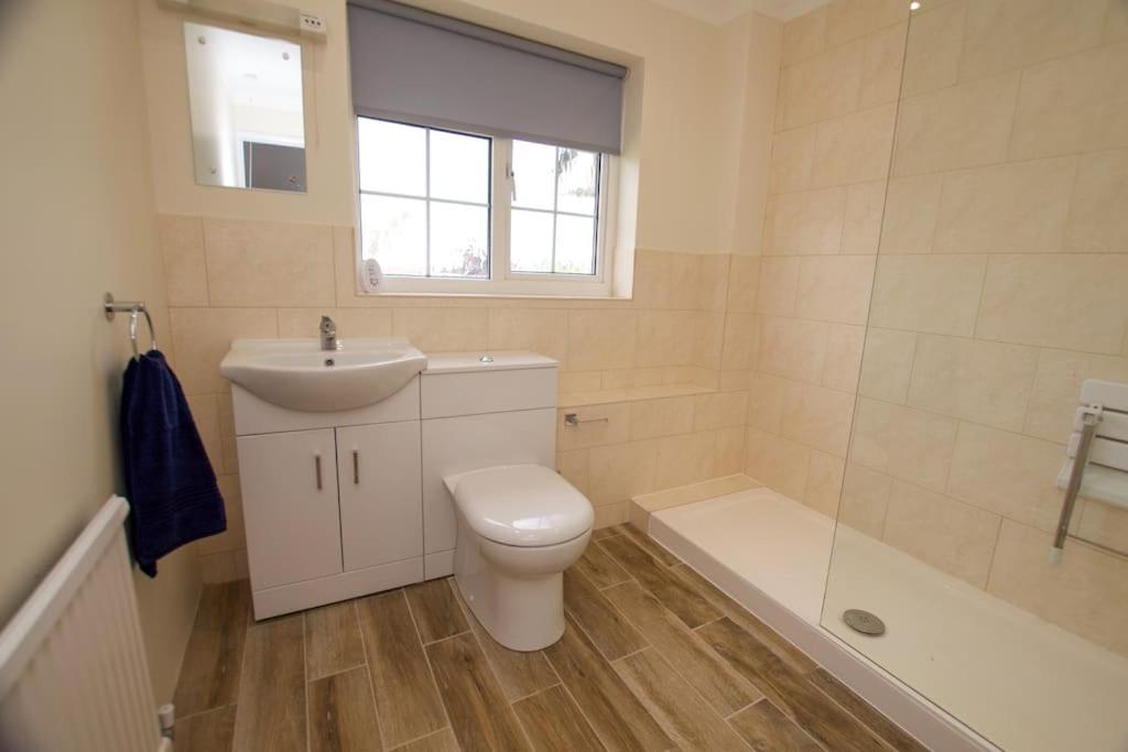 Spacious 5 Bed In The Countryside, Close To Frinton-on-sea Kirby Cross